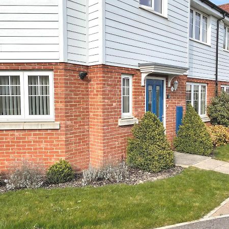Ashford Holiday Home Sleeps 6 Free Parking Wifi Willesborough Екстериор снимка
