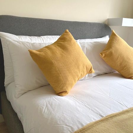 Ashford Holiday Home Sleeps 6 Free Parking Wifi Willesborough Екстериор снимка