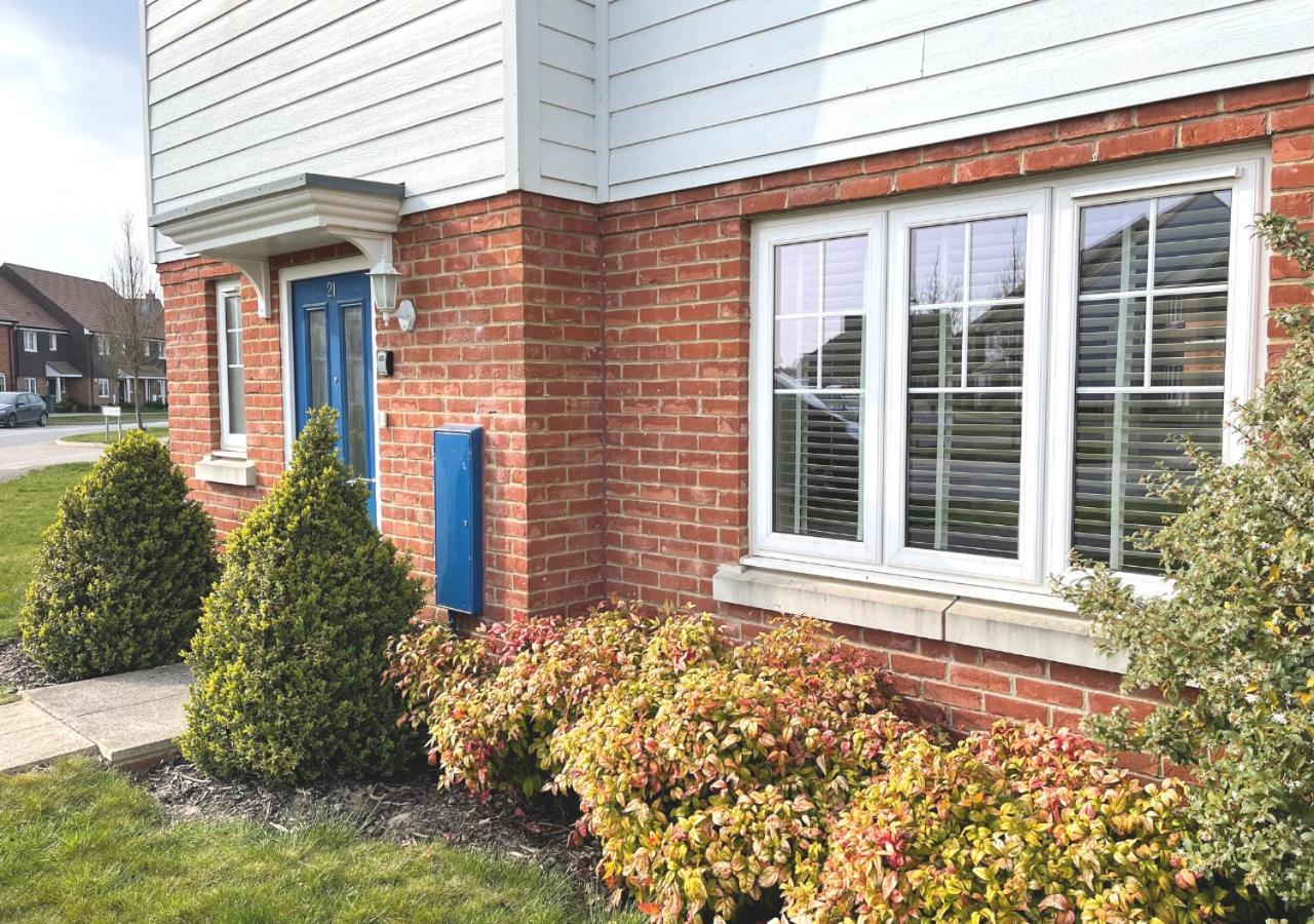Ashford Holiday Home Sleeps 6 Free Parking Wifi Willesborough Екстериор снимка